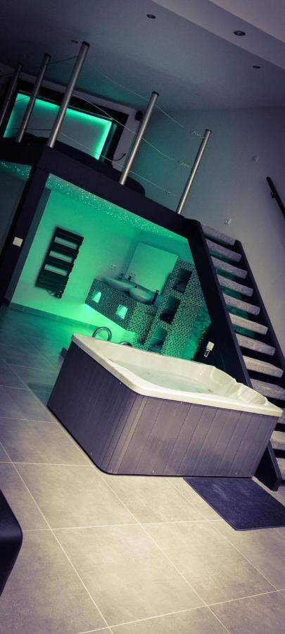 Mezza 47 Spa Precy-sur-Oise Exteriér fotografie